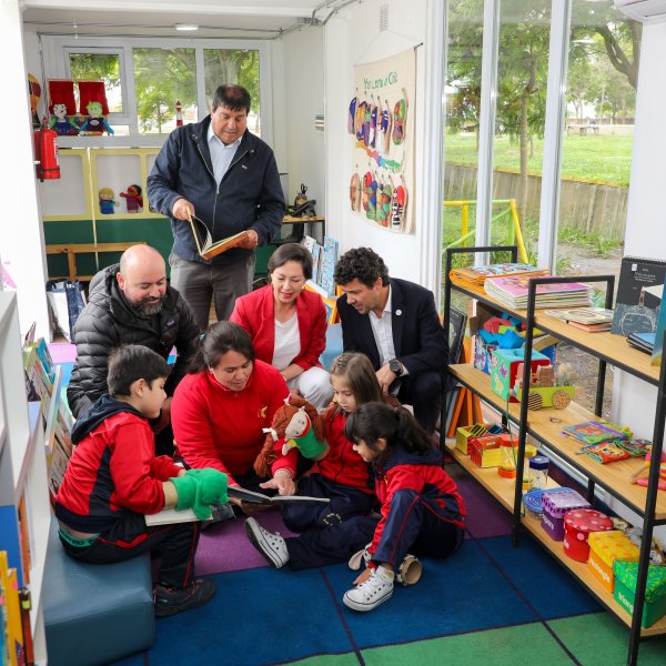 Actores de la actividad portuaria inauguran espacio educativo infantil gratuito BiblioParque