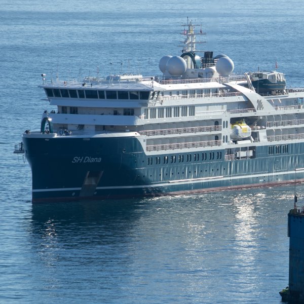 Cruceros extienden el verano en Valparaíso con 6 naves durante marzo