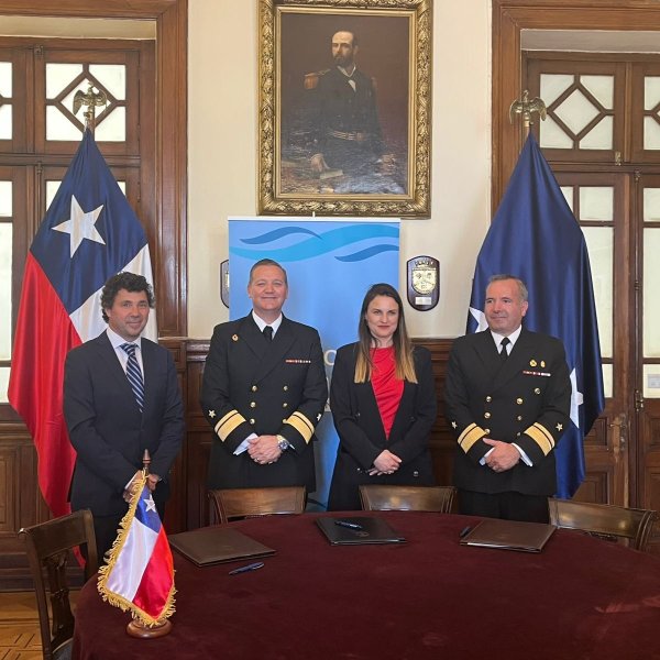 Puerto Valparaíso y Armada de Chile fortalecen colaboración con importante acuerdo para la ampliación portuaria