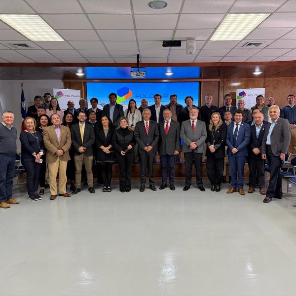 FOLOVAP y Delegado Presidencial inician trabajo conjunto en materias de logística portuaria